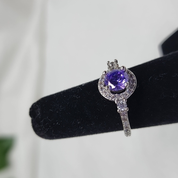 LAB CREATED ALEXANDRITE RING - Picture 3 of 10